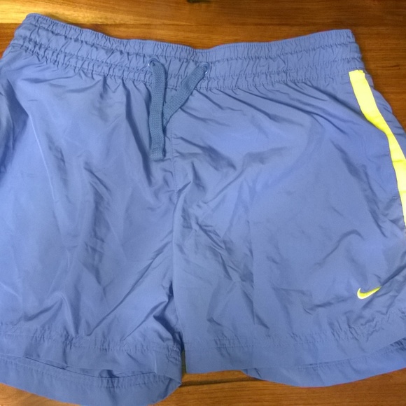 Nike Pants - Nike athletic shorts